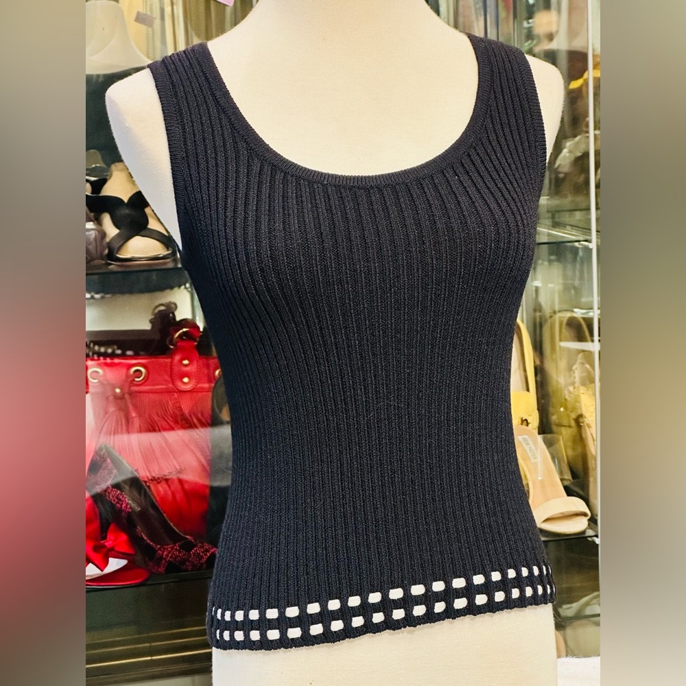 St. John Black Ribbed Knit Tank Top